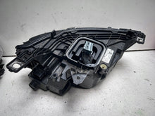 Laden Sie das Bild in den Galerie-Viewer, Frontscheinwerfer Opel Astra L 9858777080 LED Links Scheinwerfer Headlight SCH8932350060qj