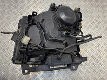 Laden Sie das Bild in den Galerie-Viewer, Frontscheinwerfer Land Rover Range III Rechts Scheinwerfer Headlight SCH6249746221qt