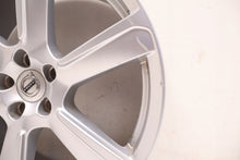 Laden Sie das Bild in den Galerie-Viewer, 1x Alufelge 19 Zoll 8.0" 5x108 42 5ET Glanz Silber 31423021 Volvo Xc90 Ii FEL6778720183qb