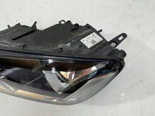 Laden Sie das Bild in den Galerie-Viewer, Frontscheinwerfer VW Touareg 7P1941031 Xenon Links Scheinwerfer Headlight
