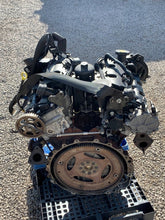 Laden Sie das Bild in den Galerie-Viewer, Motor Land Rover Range I 276DT 2.7 190PS 140kW 198TKm 2005 Diesel Unkomplett MOT9286740400qy