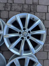 Laden Sie das Bild in den Galerie-Viewer, 4x Alufelge 17 Zoll 7.0" 5x112 40ET 3G0601025BP VW Passat B8 Beetle Touran FEL4896307476xa