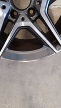 Load image into Gallery viewer, 1x Alufelge 18 Zoll Mercedes-Benz W205 Rim Wheel FEL7666480070pe