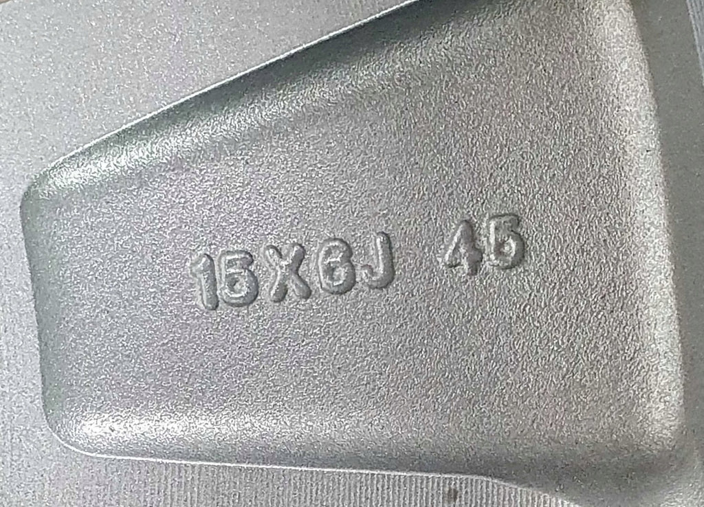 1x Alufelge 15 Zoll 6.0" 5x114.3 45ET 4FA1A Nissan Leaf Ze0 Ze1 Pulsar Rim Wheel