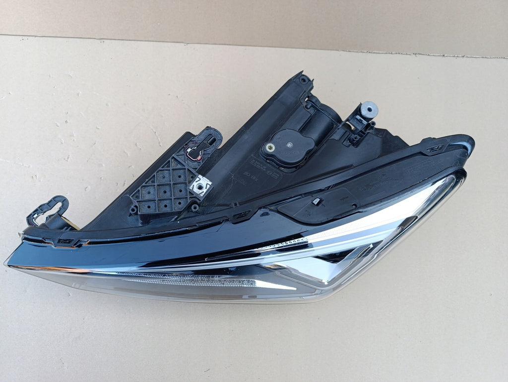 Frontscheinwerfer Seat Leon 5FB941007G LED Ein Stück (Rechts oder Links)