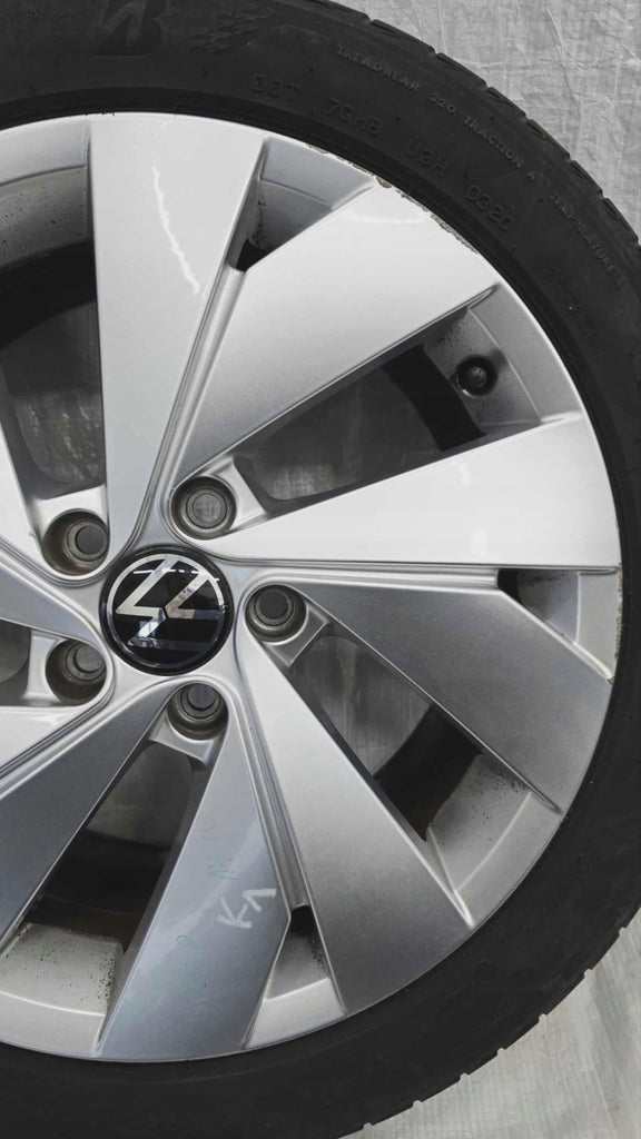 1x Alufelge 17 Zoll 6.5" 5x112 VW Golf VIII I Rim Wheel FEL3303515486pd