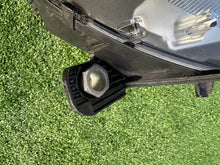 Laden Sie das Bild in den Galerie-Viewer, Frontscheinwerfer Mini Countryman R60 R61 9801040-04 Xenon Rechts Headlight SCH8967257354ua
