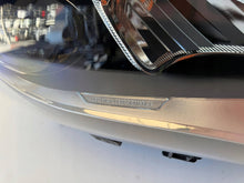 Laden Sie das Bild in den Galerie-Viewer, Frontscheinwerfer Mercedes-Benz Gla A1569067000 LED Rechts Headlight SCH8260274739rw