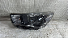 Load image into Gallery viewer, Frontscheinwerfer Kia Rio Links Scheinwerfer Headlight SCH9724135607yk
