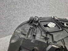 Load image into Gallery viewer, Frontscheinwerfer Mercedes-Benz W223 A2239068403 LE17A6412 LED Rechts Headlight SCH5481863196te