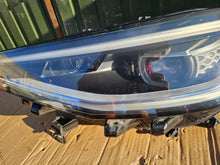 Laden Sie das Bild in den Galerie-Viewer, Frontscheinwerfer VW Id.5 Id.4 11B941035 Links Scheinwerfer Headlight SCH1890292393by