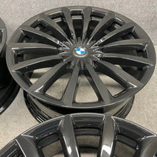Load image into Gallery viewer, 4x Alufelge 19 Zoll 8.5" 5x112 25ET Glanz Schwarz 6861225 BMW 7 G11 G12 FEL3654471875ms