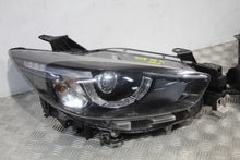 Laden Sie das Bild in den Galerie-Viewer, Frontscheinwerfer Mazda Cx5 Ein Stück (Rechts oder Links) Scheinwerfer Headlight