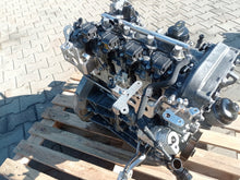 Load image into Gallery viewer, Motor Mercedes-Benz W204 W212 274910 1.6 CGI 40TKm Benzin Engine Unkomplett