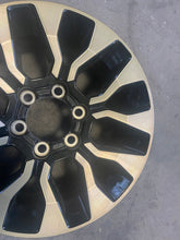Load image into Gallery viewer, 1x Alufelge 17 Zoll 7.5" 6x139.7 30ET Toyota Land Cruiser Rim Wheel FEL6052146954bf