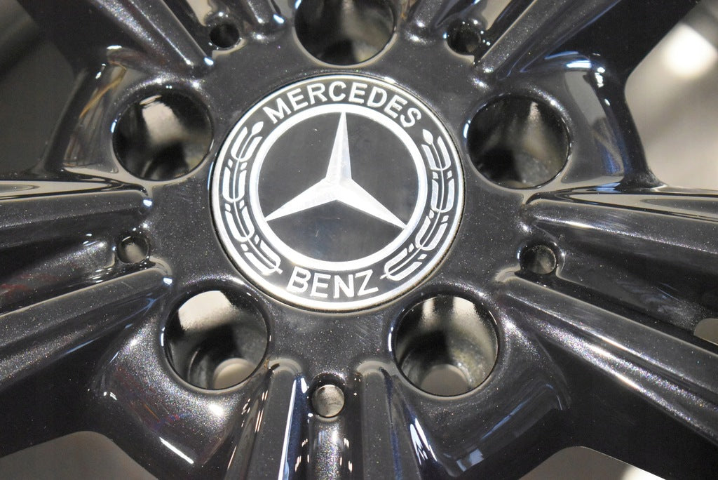 4x Alufelge 17 Zoll 8.0" 5x112 48ET Glanz Schwarz A2124015602 Mercedes-Benz FEL2479464693mq