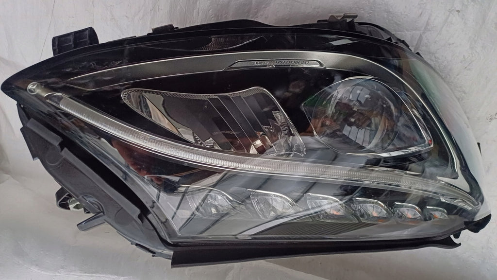 Frontscheinwerfer Mercedes-Benz W205 A205 A2059063803 LED Rechts Headlight SCH2994375433vb