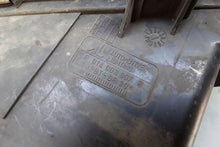 Laden Sie das Bild in den Galerie-Viewer, Frontscheinwerfer Mazda F014003907 Ein Stück (Rechts oder Links) Headlight