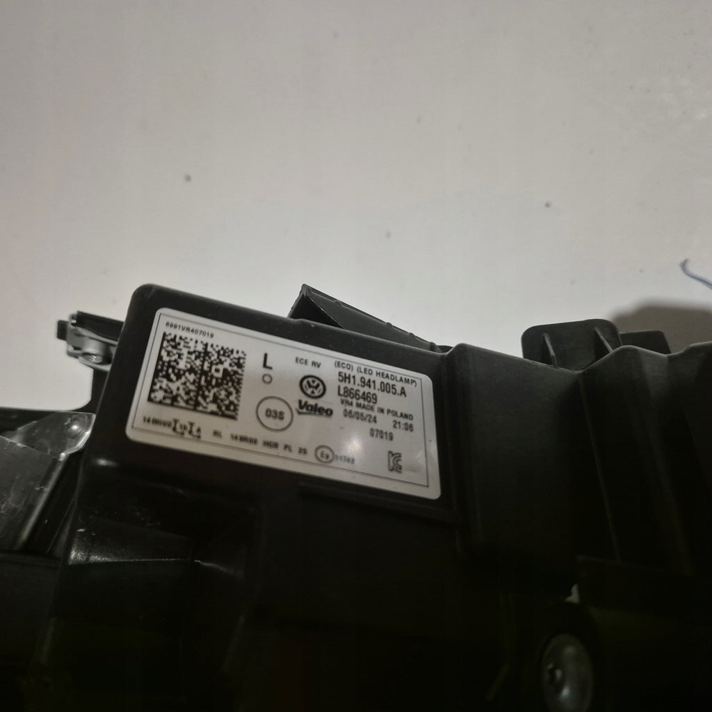 Frontscheinwerfer VW Golf VIII 5H1941005A LED Links Scheinwerfer Headlight SCH7519700765iu