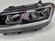 Laden Sie das Bild in den Galerie-Viewer, Frontscheinwerfer VW Tiguan 5NB941035D Links Scheinwerfer Headlight SCH8417022625if