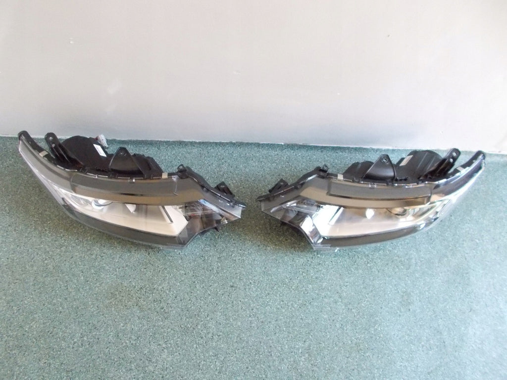 Frontscheinwerfer Mitsubishi Outlander III LED Ein Stück (Rechts oder Links) SCH3647356472yu