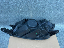 Laden Sie das Bild in den Galerie-Viewer, Frontscheinwerfer Skoda Fabia III 6V1941016D Rechts Scheinwerfer Headlight SCH6711757665al