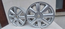 Laden Sie das Bild in den Galerie-Viewer, 2x Alufelge 17 Zoll 7.0&quot; 5x112 6769411-13 Mini R56 Rim Wheel