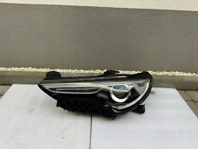Frontscheinwerfer Alfa Romeo Stelvio 50563962 50552984 Ein Satz Headlight SCH7574317549hy