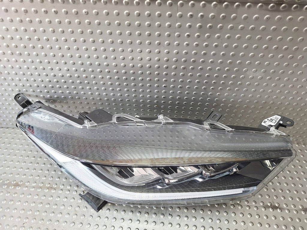 Frontscheinwerfer Toyota Yaris VAV6865 Full LED Rechts Scheinwerfer Headlight