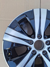 Load image into Gallery viewer, 1x Alufelge 17 Zoll 7.0" 5x112 44 5ET A2064014100 Mercedes-Benz W206 Rim Wheel FEL7679631400xz