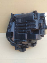 Load image into Gallery viewer, Frontscheinwerfer Hyundai Tucson N79211202 Rechts Scheinwerfer Headlight SCH2546344835ss