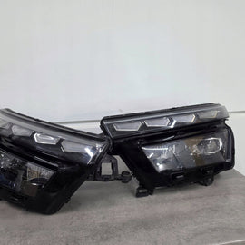 Frontscheinwerfer Skoda Kamiq 0021377709 658941015B Ein Satz Headlight SCH2896311425ne