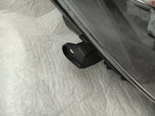 Load image into Gallery viewer, Frontscheinwerfer Toyota Yaris PAO3219 LED Rechts Scheinwerfer Headlight