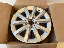 Load image into Gallery viewer, 1x Alufelge 16 Zoll 2464010500 Mercedes-Benz W246 W242 Rim Wheel FEL9164157977yx