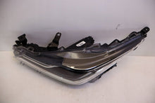 Laden Sie das Bild in den Galerie-Viewer, Frontscheinwerfer Toyota Corolla 81150-02T51 LED Links Scheinwerfer Headlight SCH4388911730hl