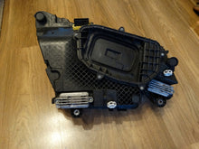 Laden Sie das Bild in den Galerie-Viewer, Frontscheinwerfer Volvo 24056510 LED Rechts Scheinwerfer Headlight SCH2269801617ee