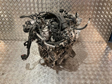 Laden Sie das Bild in den Galerie-Viewer, Motor Mercedes-Benz Gla H247 M282914 1.3 CGI 136PS 60TKm 2021 Benzin Komplett MOT2370323101gy