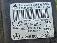 Laden Sie das Bild in den Galerie-Viewer, Frontscheinwerfer Mercedes-Benz W246 A2469066201 LED Rechts Headlight SCH7157352787ka