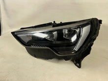 Load image into Gallery viewer, Frontscheinwerfer Audi Q3 83A941011 Ein Stück (Rechts oder Links) Headlight