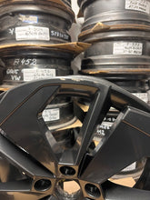 Load image into Gallery viewer, 1x Alufelge 18 Zoll 7.5" 5x112 48ET 5E3601025AP Skoda I Rim Wheel FEL8202942802rm