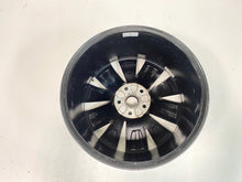 Load image into Gallery viewer, 1x Alufelge 18 Zoll 8.0&quot; 5x112 44ET Glanz Schwarz 3V0601025B Skoda Superb Iii
