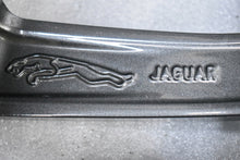 Laden Sie das Bild in den Galerie-Viewer, 1x Alufelge 18 Zoll 7.5" 5x108 46ET Glanz Silber GX7M-1007-DB Jaguar Xe Xf Mg FEL2773563460dn