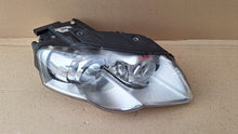 Load image into Gallery viewer, Frontscheinwerfer VW Passat 3C0941752G Xenon Rechts Scheinwerfer Headlight SCH7286372838ix