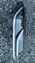 Laden Sie das Bild in den Galerie-Viewer, Frontscheinwerfer VW Arteon HASC0-16184 Rechts Scheinwerfer Headlight SCH2440132298ut