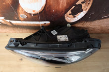 Laden Sie das Bild in den Galerie-Viewer, Frontscheinwerfer Mercedes-Benz W177 A1779065500 LED Links Headlight SCH9886815393co