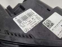 Laden Sie das Bild in den Galerie-Viewer, Frontscheinwerfer Mercedes-Benz Gla A1569062400 Xenon Rechts Headlight SCH6464326461xs