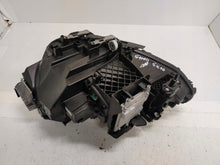 Load image into Gallery viewer, Frontscheinwerfer BMW G42 5A320E6 5A320E5 Full LED Ein Stück (Rechts oder Links) SCH9045202391aa