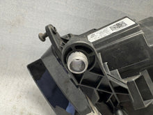 Laden Sie das Bild in den Galerie-Viewer, Frontscheinwerfer VW Golf VII Sportsvan I 517941032B Rechts Headlight SCH3840097509do