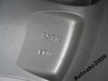 Laden Sie das Bild in den Galerie-Viewer, 1x Alufelge 17 Zoll 7.0&quot; 5x100 41ET 5J7601025B Skoda Fabia II Roomster 5j7