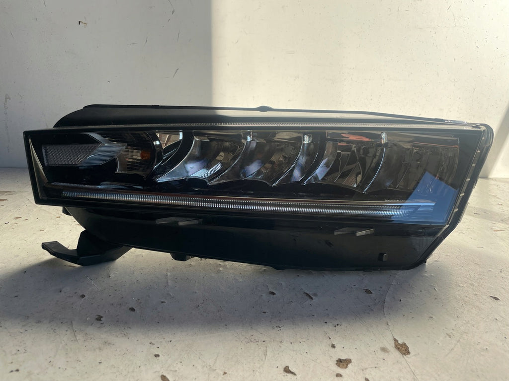 Frontscheinwerfer Skoda Octavia IV 5E4941015 LED Links Scheinwerfer Headlight SCH5362800041pn